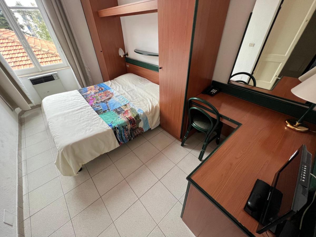Eden Hotel Deiva Marina Luaran gambar